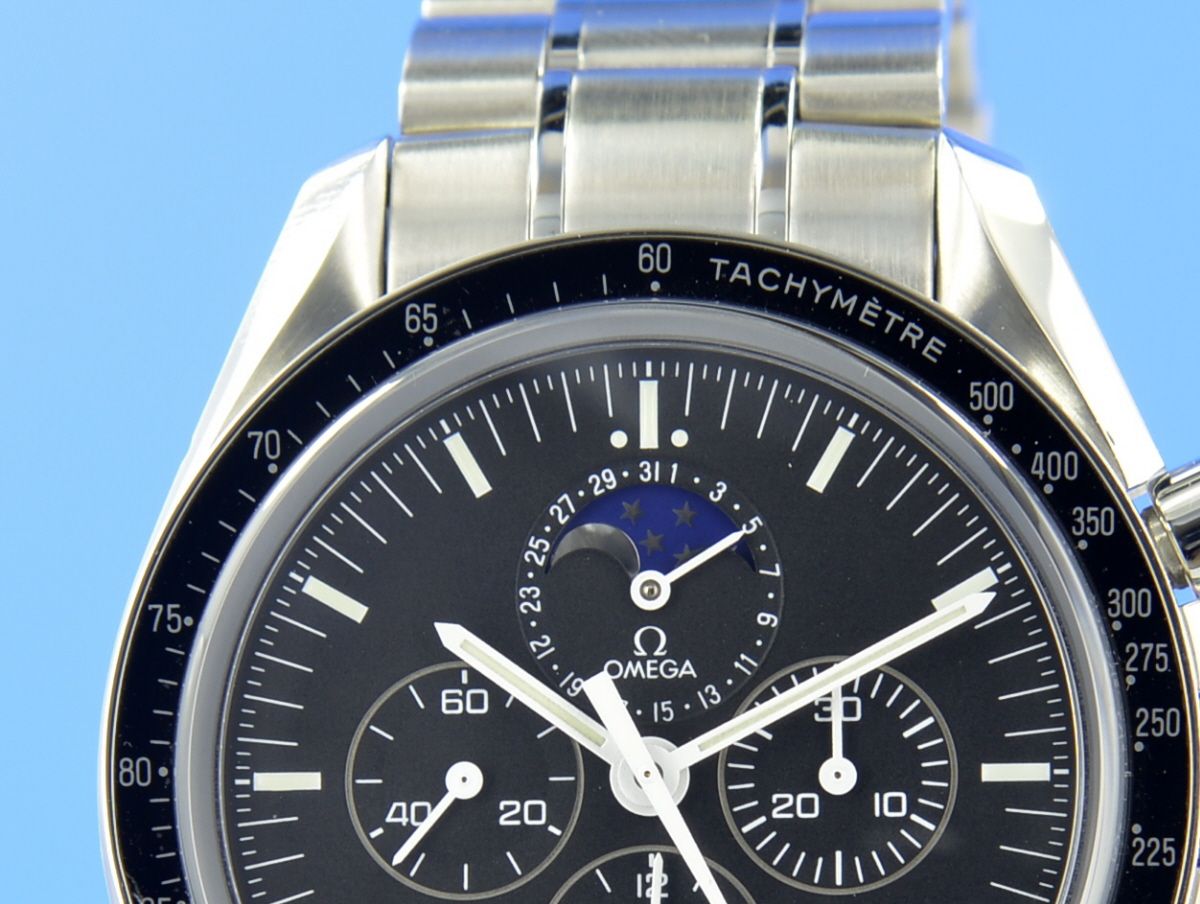 Omega Speedmaster Moonwatch Moonphase
