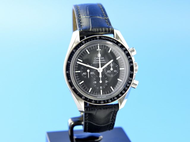 Omega Speedmaster Moonwatch