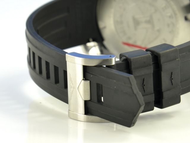 Longines Hydro Conquest 47.5mm