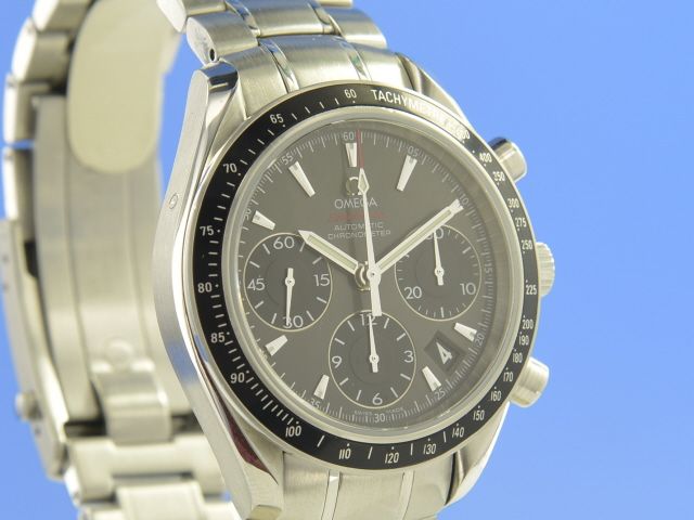 Omega Speedmaster Date 40 mm Chronometer