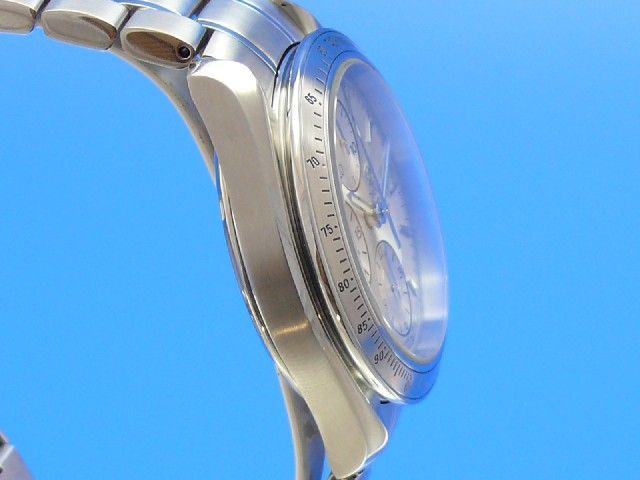 Omega Speedmaster Date Chronometer 40 mm UVP 3.000