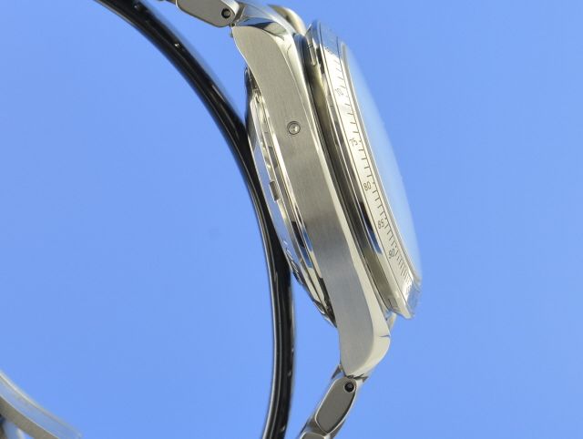 Omega Speedmaster Day Date 40mm Chronometer