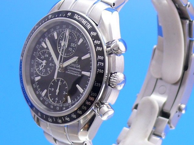 Omega Speedmaster Day-Date Chronograph 40mm
