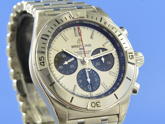Breitling Chronomat B01 42