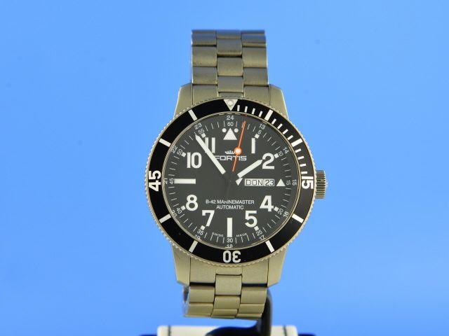 Fortis B-42 Day Date Titan