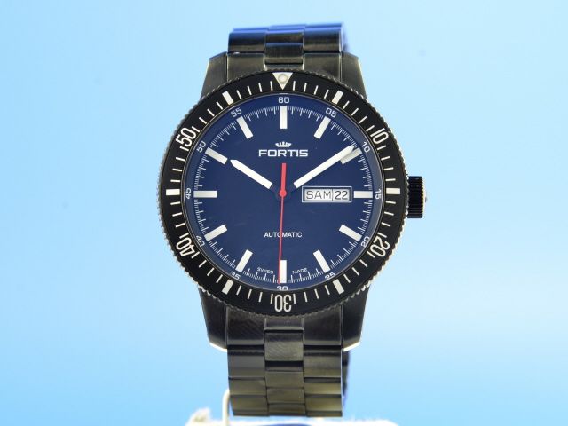 Fortis B-42 Monolith Day/Date