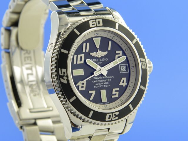 Breitling Superocean II 42 mm