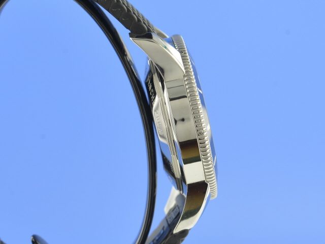 Breitling Superocean Heritage B20