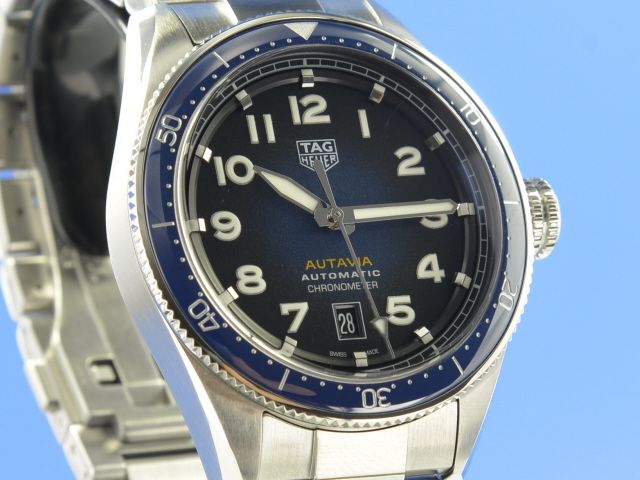 TAG Heuer Autavia 42 mm Automatik Chronometer