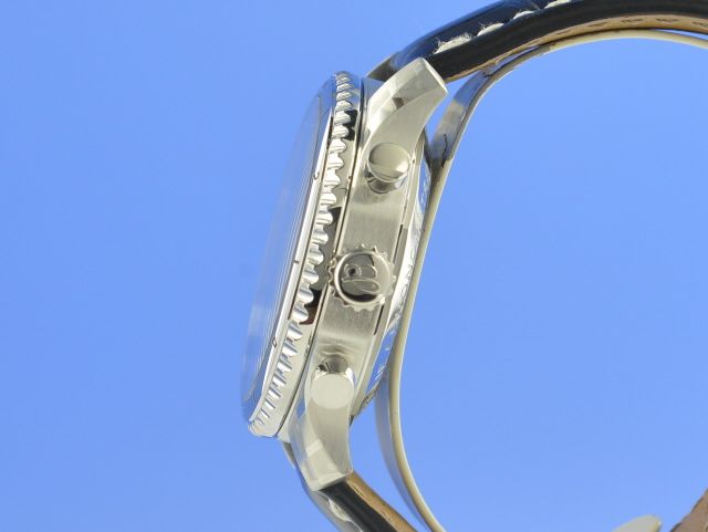 Breitling Aviator 8 B01 Chronograph 43 Limitierte Auflage