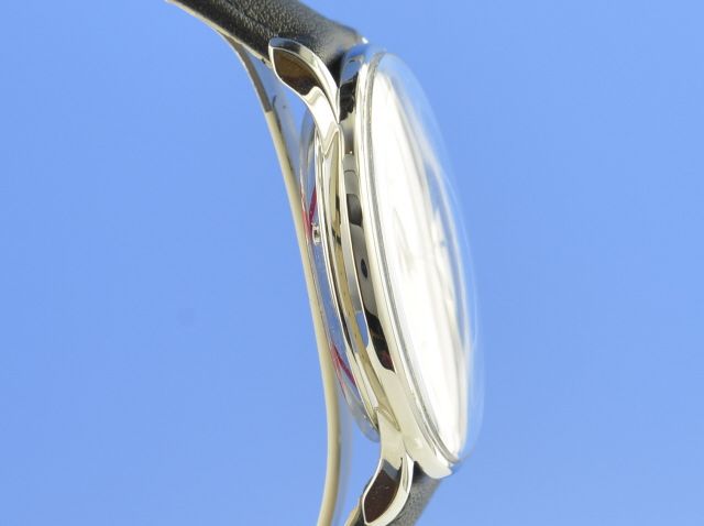 Junghans Meister Classic