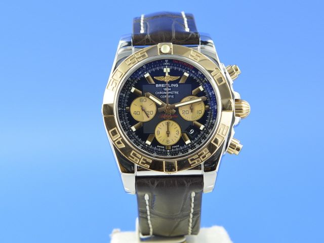 Breitling Chronomat 44