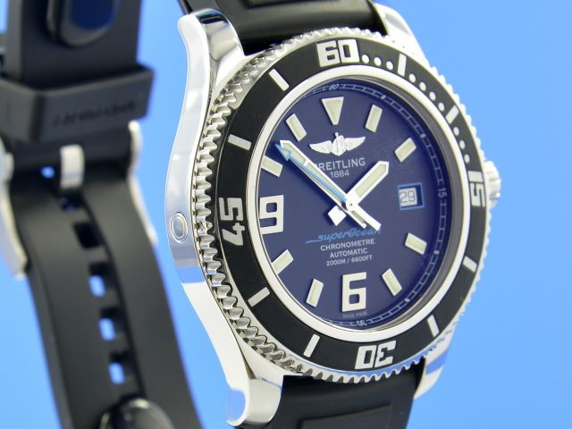 Breitling Superocean II 44 mm