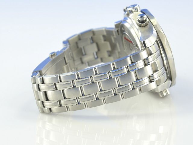 Omega Seamaster Diver 300M Co-Axial Chronograph 44 mm