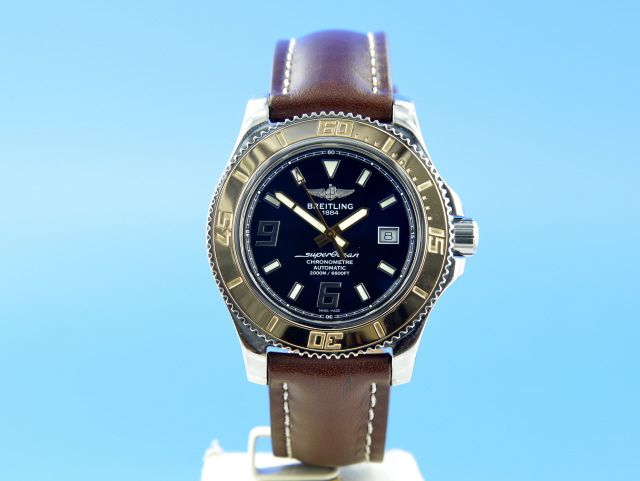 Breitling Superocean 44 mm Stahl/Gold