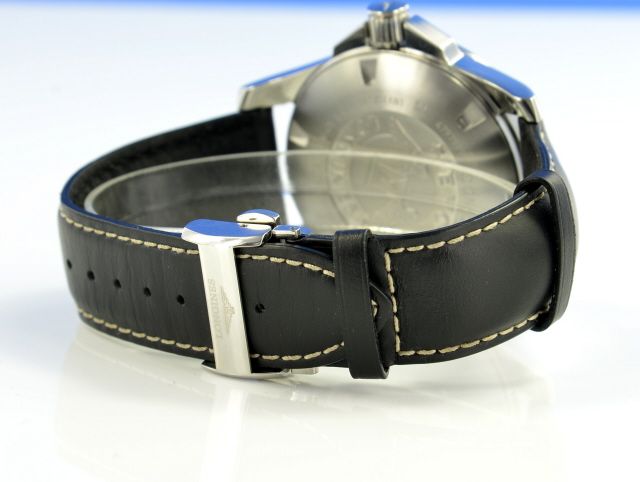 Longines Conquest 43 mm Quarz