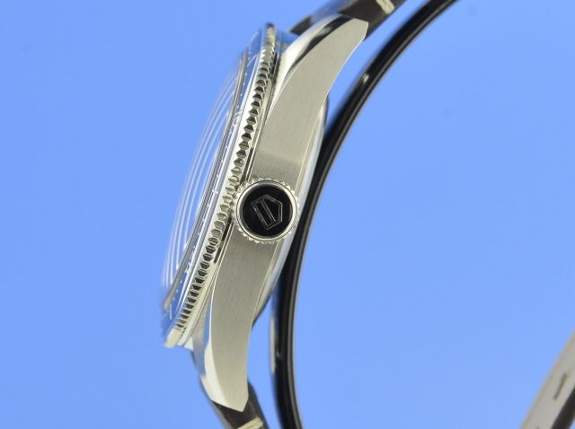 TAG Heuer Autavia Heritage 42mm Heuer Calibre 5