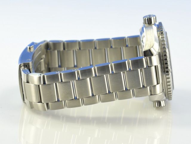 Omega Seamaster Planet Ocean 600M Master Chronometer 39.5 mm