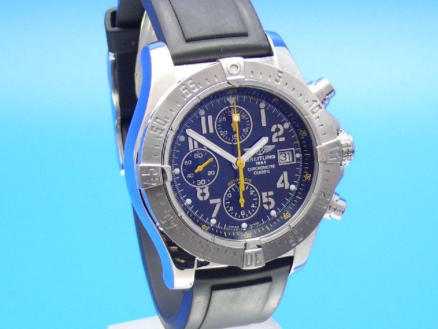 Breitling Avenger Seawolf Code Yello-Limitiertes Modell