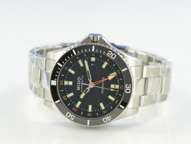 Mido Ocean Star Captain GMT Automatik 44mm