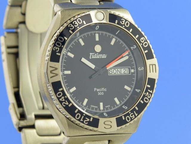 Tutima Pacific 300M