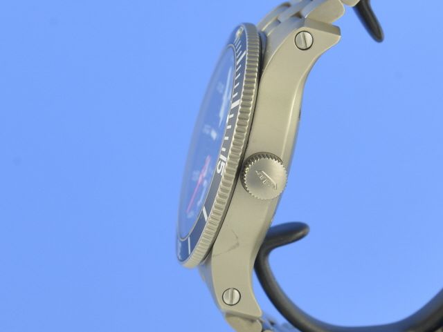 Fortis B-42 Day Date Titan