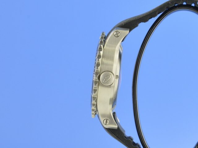 Fortis B-42 Marinemaster Day Date