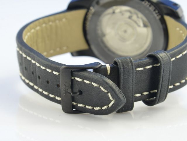 Fortis B-42 Flieger Black Cockpit GMT