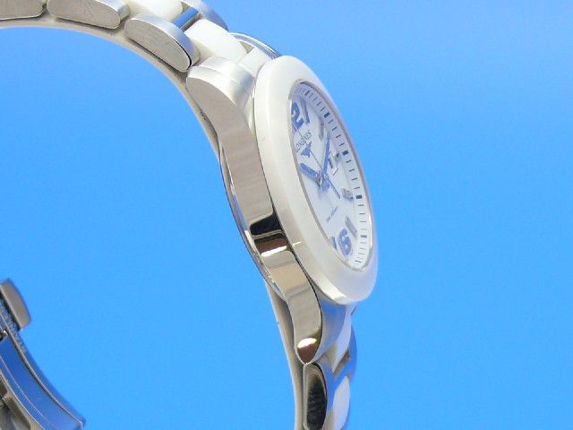 Longines Conquest Damenuhr Keramik wei NP 920