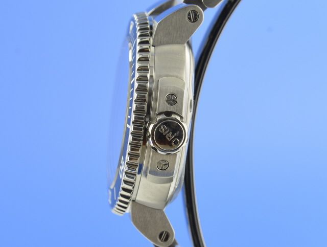 Oris Aquis Small Second Date