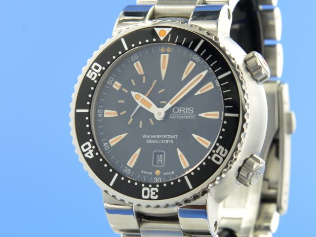 Oris Diver Small Second Date