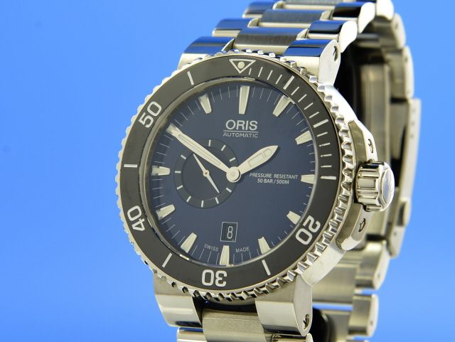 Oris Aquis Small Second Date
