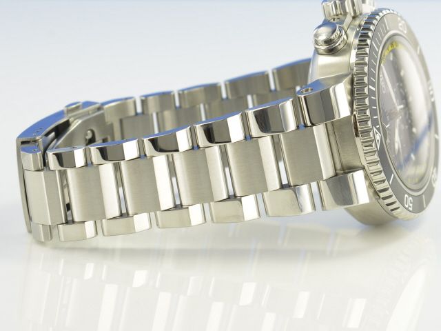 Oris Aquis Date Depth Gauge Chronograph