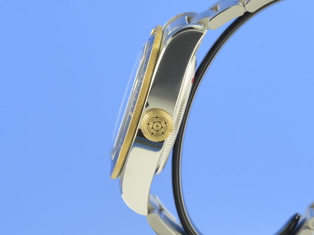 Tudor Heritage Black Bay Steel Gold