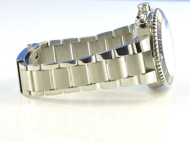 Oris Aquis Chronograph