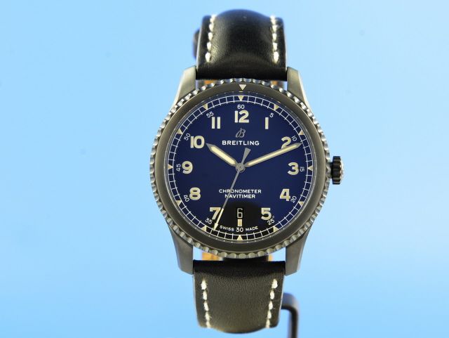 Breitling Navitimer 8 Automatik Black