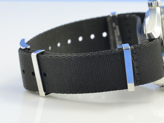 Omega Seamaster Planet Ocean Liquidmetal Limitierte Edition (1.948)