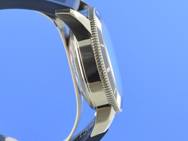 Breitling Superocean  Heritage Chronograph