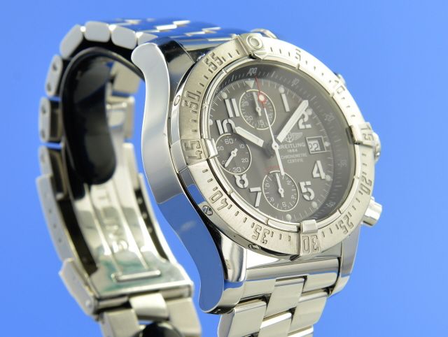 Breitling Avenger Skyland