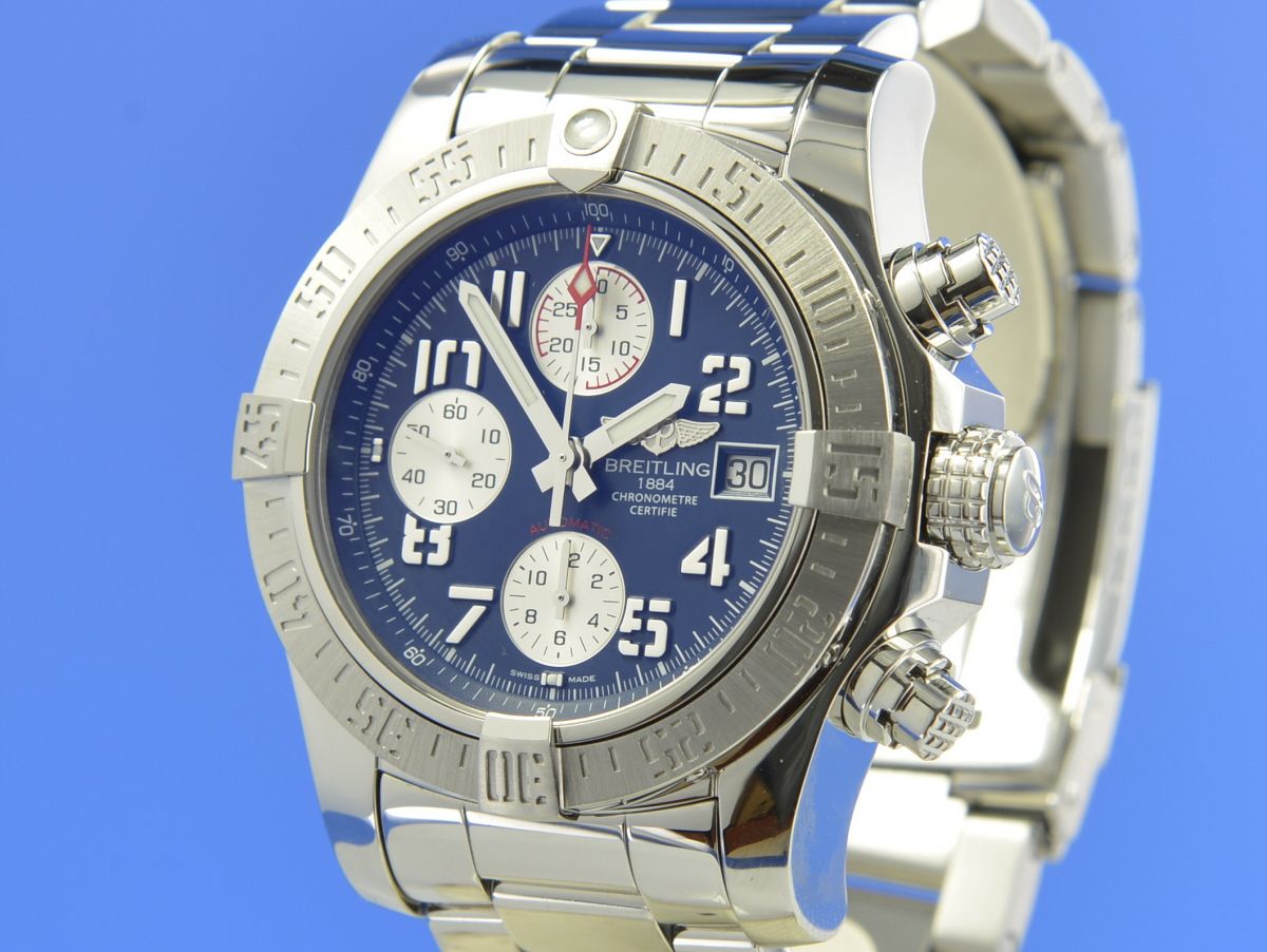 Breitling Avenger II Chronograph