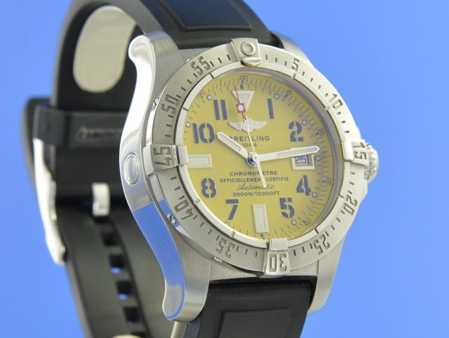 Breitling Avenger Seawolf
