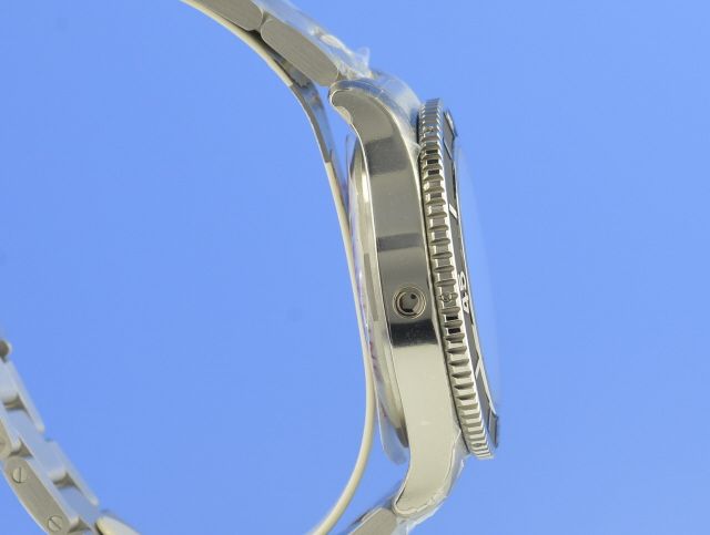 Breitling Superocean Automatic 44