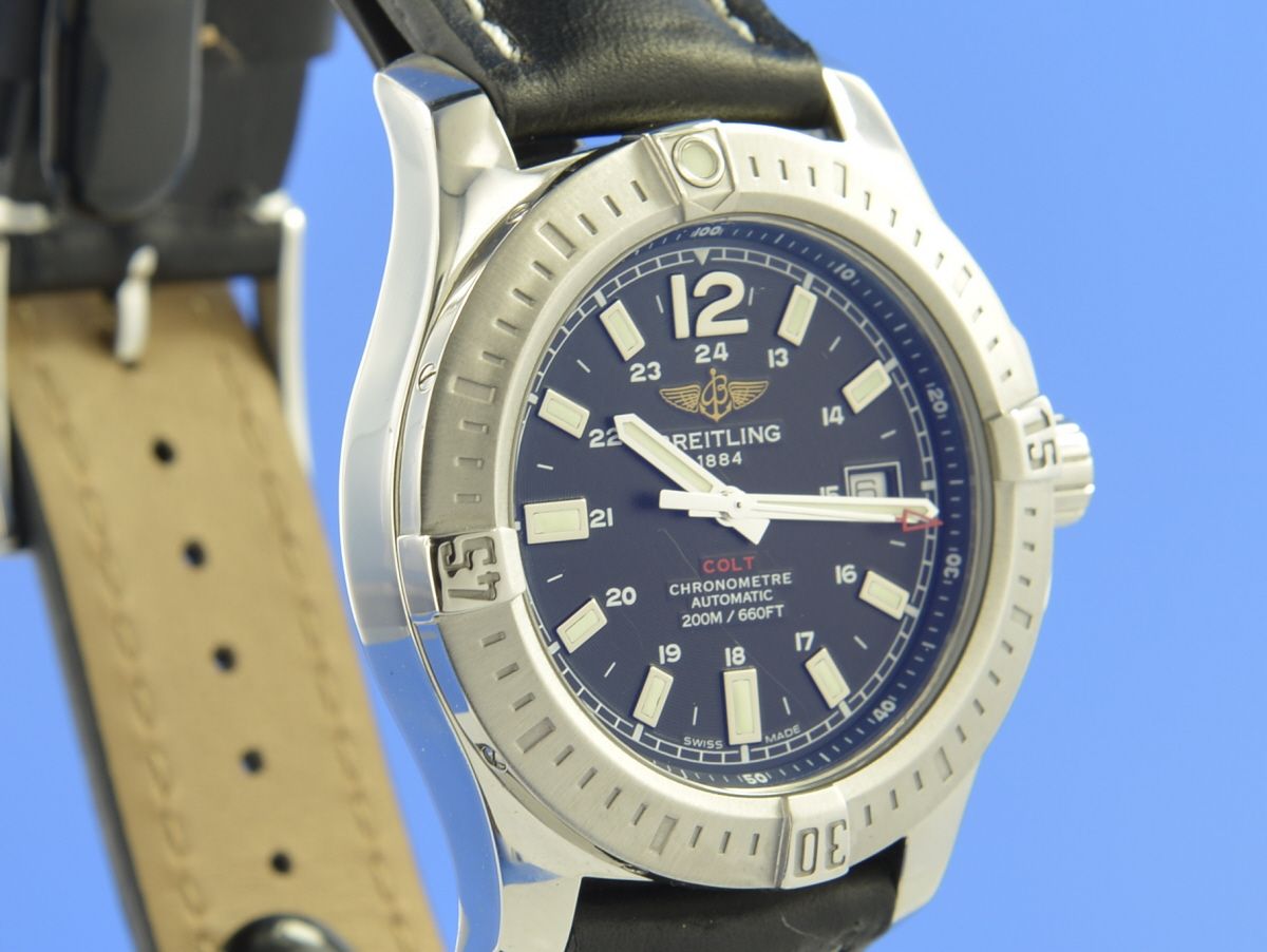 Breitling Colt 44 mm Automatik