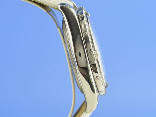 Breitling Galactic 41 Cockpit