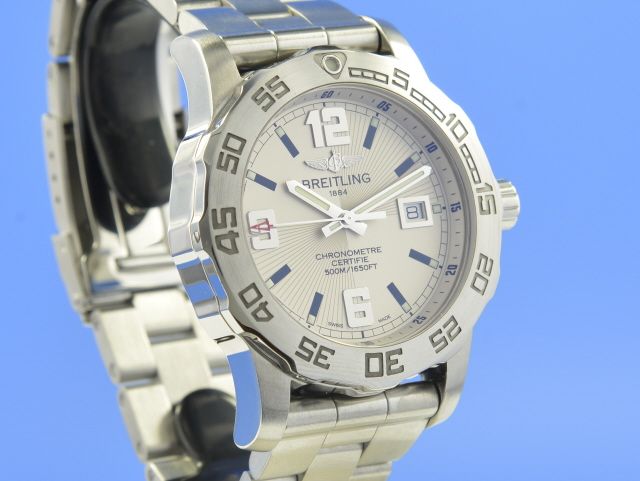 Breitling Colt 44