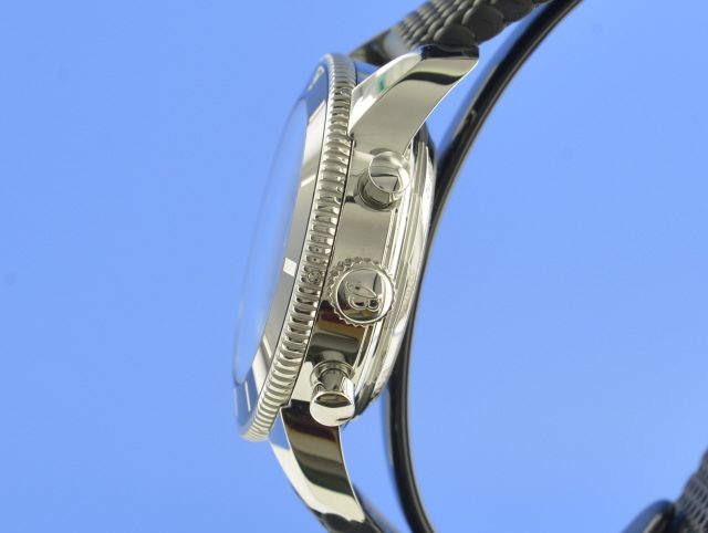 Breitling Superocean Heritage B01 Chronograph 44