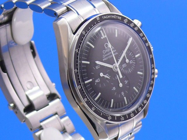 Omega Speedmaster Moonwatch Apollo XVII 3000 Stck