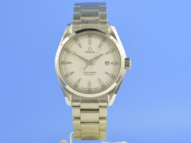 Omega Seamaster Aqua Terra Quarz