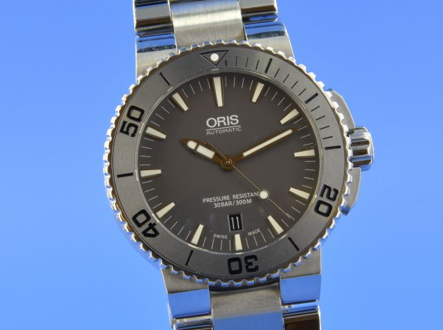 Oris Aquis Date Automatik