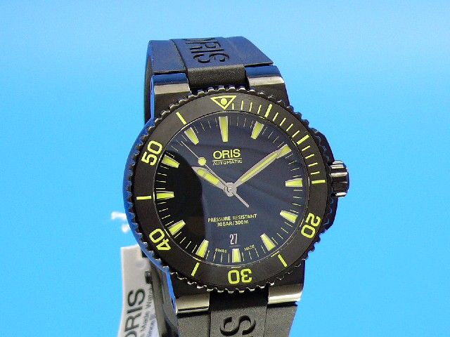 Oris Aquis Date Yellow Devil